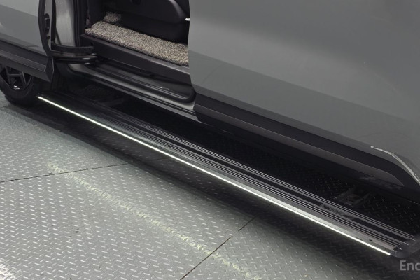 2024 Kia Carnival с пробегом 45 734 км