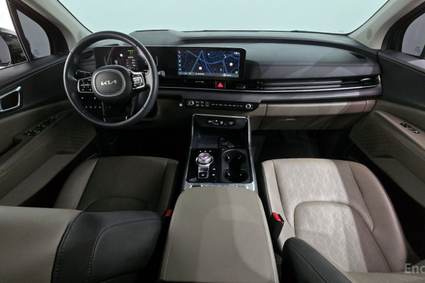 2023 Kia Carnival с пробегом 35 512 км