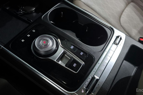 2023 Kia Carnival с пробегом 35 512 км