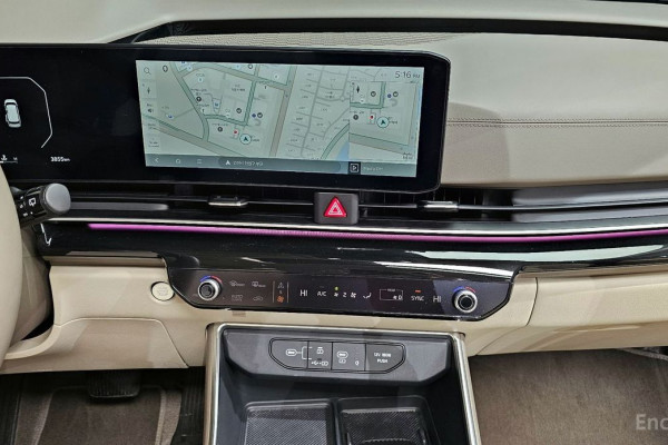 2024 Kia Carnival с пробегом 3 855 км