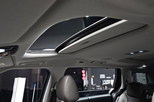 2024 Kia Carnival с пробегом 12 952 км