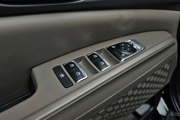 2024 Kia Carnival с пробегом 12 952 км