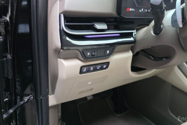 2024 Kia Carnival с пробегом 47 859 км