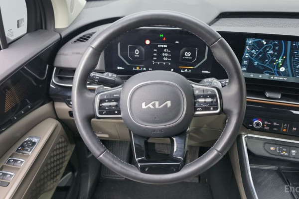 2024 Kia Carnival с пробегом 41 698 км