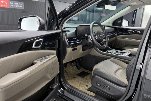 2024 Kia Carnival с пробегом 48 881 км