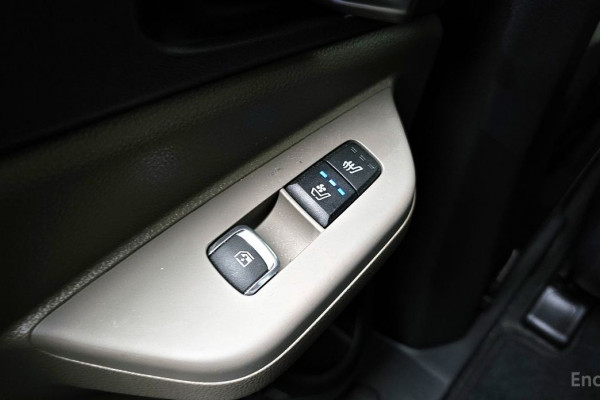 2024 Kia Carnival с пробегом 32 475 км