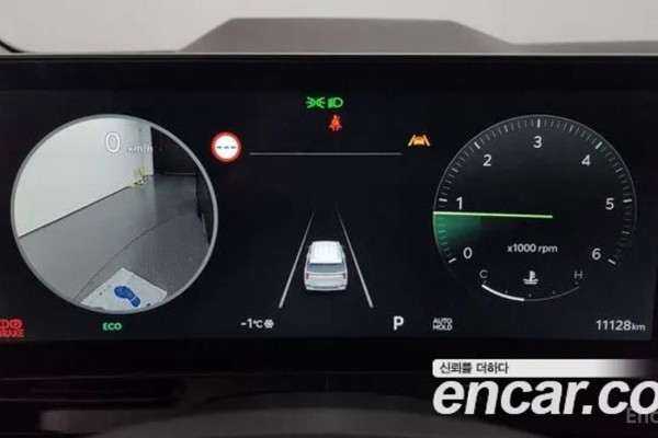 2025 Kia Carnival с пробегом 11 128 км