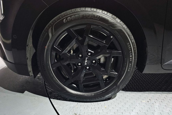 2025 Kia Carnival с пробегом 28 231 км