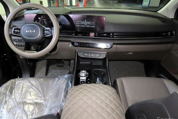 2024 Kia Carnival с пробегом 29 955 км