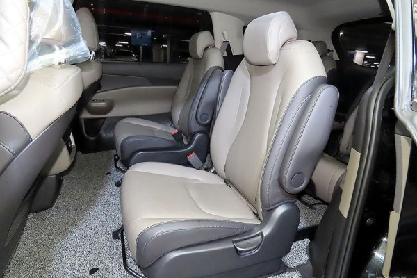 2024 Kia Carnival с пробегом 29 955 км