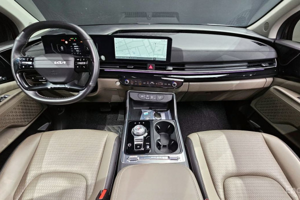 2025 Kia Carnival с пробегом 28 231 км