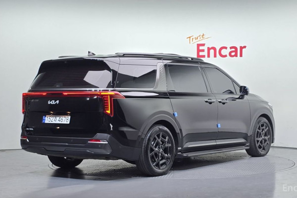 2024 Kia Carnival с пробегом 22 427 км