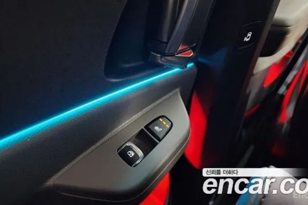 2025 Kia Carnival с пробегом 11 128 км