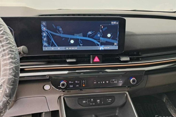 2023 Kia Carnival с пробегом 53 995 км