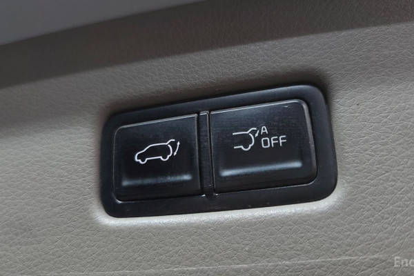 2024 Kia Carnival с пробегом 42 888 км