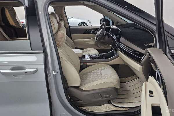 2024 Kia Carnival с пробегом 30 373 км