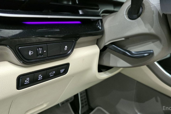 2024 Kia Carnival с пробегом 47 839 км