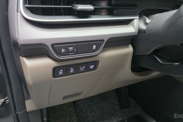 2023 Kia Carnival с пробегом 33 089 км