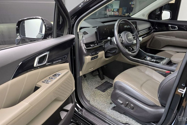 2024 Kia Carnival с пробегом 22 427 км