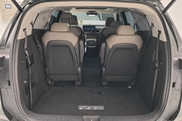 2023 Kia Carnival с пробегом 53 995 км