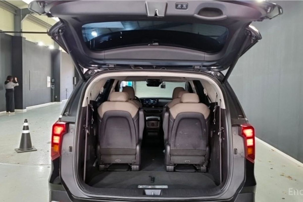 2024 Kia Carnival с пробегом 31 039 км