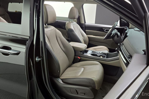 2024 Kia Carnival с пробегом 22 427 км