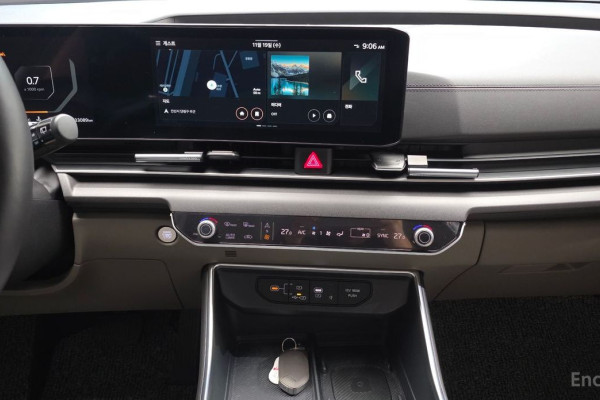 2023 Kia Carnival с пробегом 33 089 км