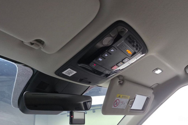 2023 Kia Carnival с пробегом 33 089 км