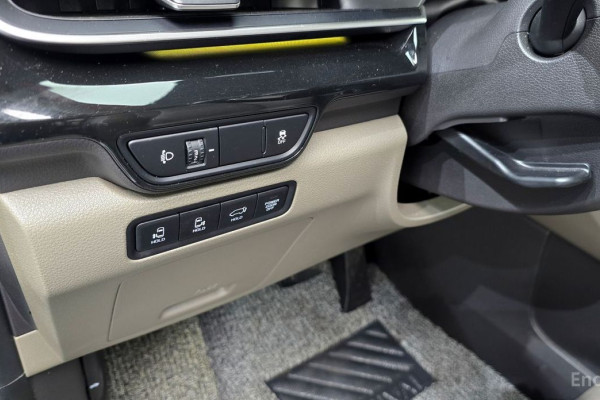 2024 Kia Carnival с пробегом 22 427 км