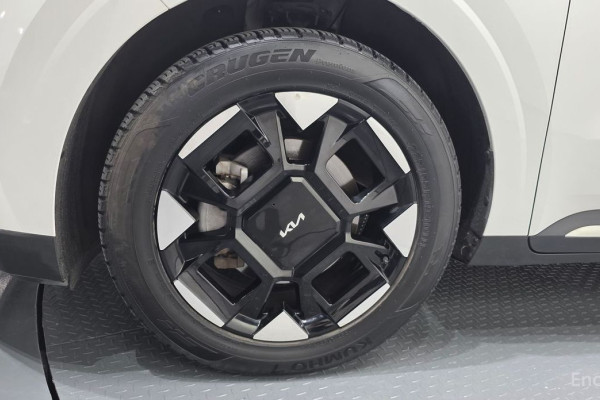 2024 Kia Carnival с пробегом 74 811 км