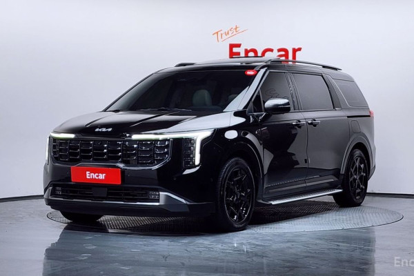 2024 Kia Carnival с пробегом 39 523 км