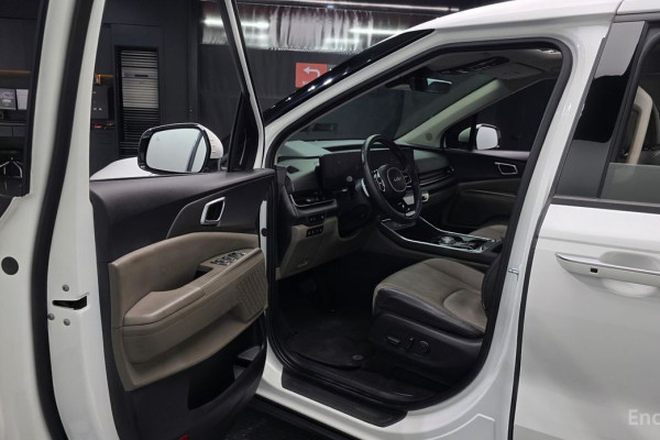 2024 Kia Carnival с пробегом 74 811 км