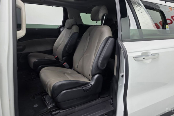 2024 Kia Carnival с пробегом 74 811 км