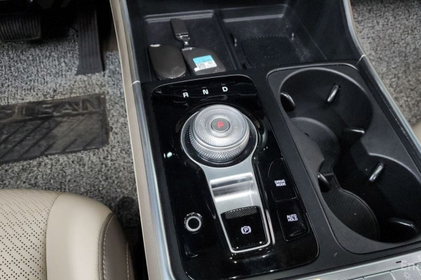 2024 Kia Carnival с пробегом 39 523 км