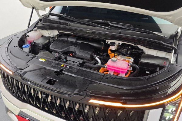 2025 Kia Carnival с пробегом 13 474 км