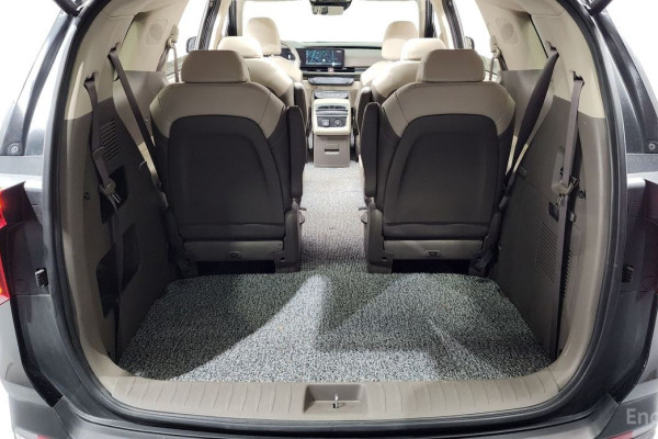 2024 Kia Carnival с пробегом 39 523 км