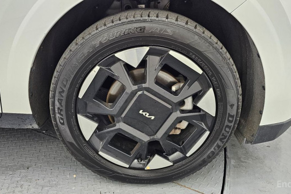 2024 Kia Carnival с пробегом 53 456 км