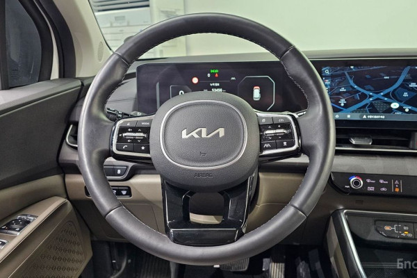 2024 Kia Carnival с пробегом 53 456 км