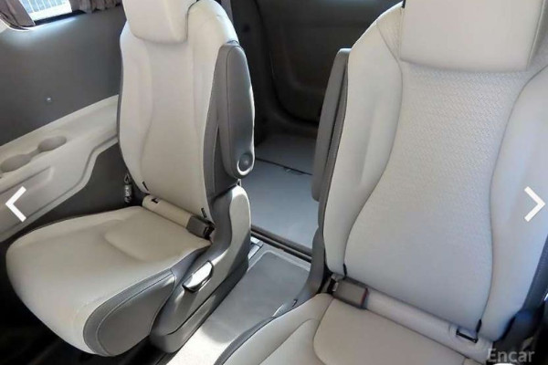 2024 Kia Carnival с пробегом 9 908 км