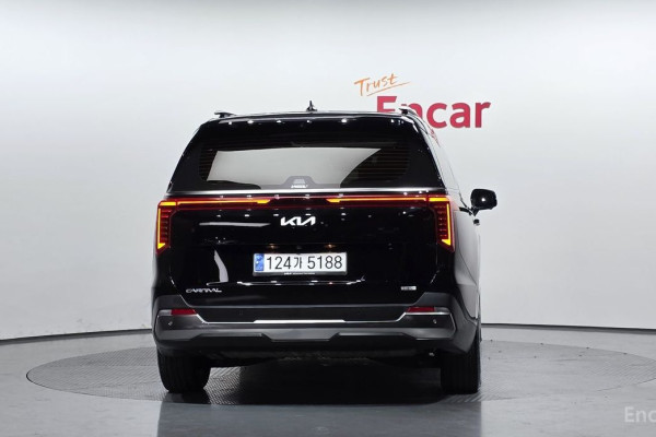 2024 Kia Carnival с пробегом 33 286 км