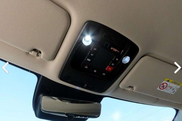 2024 Kia Carnival с пробегом 9 908 км