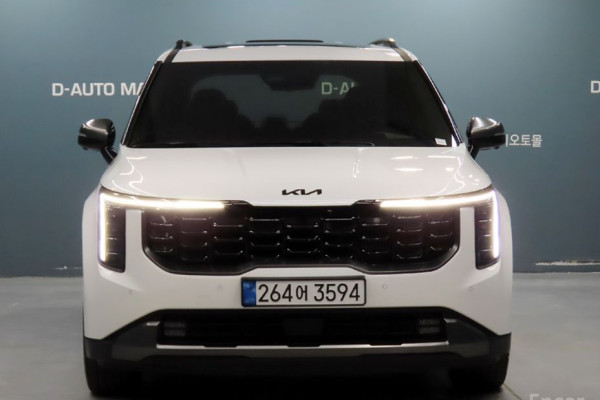 2025 Kia Carnival с пробегом 2 823 км