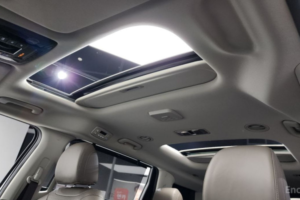 2024 Kia Carnival с пробегом 29 404 км