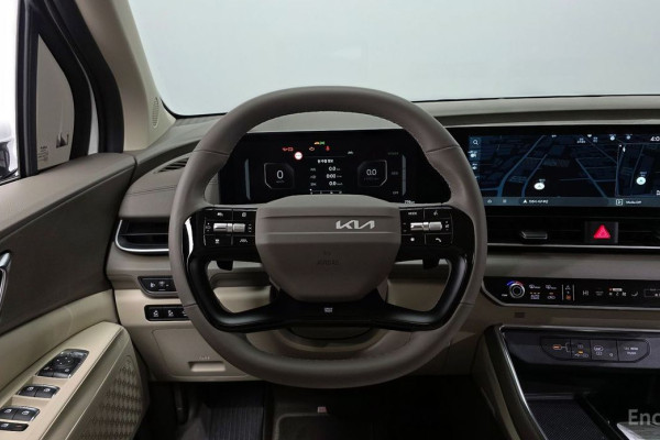 2026 Kia Carnival с пробегом 776 км