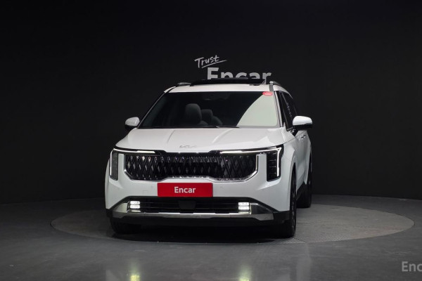 2025 Kia Carnival с пробегом 10 039 км