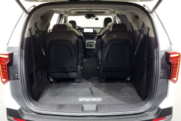 2024 Kia Carnival с пробегом 29 404 км