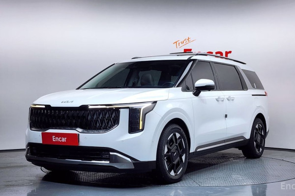 2024 Kia Carnival с пробегом 49 205 км