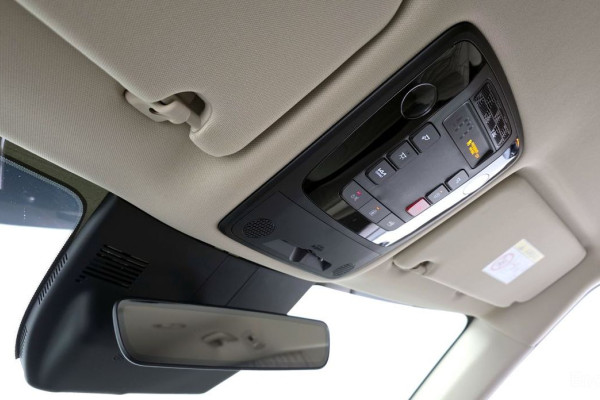 2026 Kia Carnival с пробегом 776 км