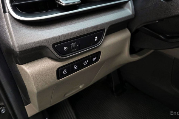 2024 Kia Carnival с пробегом 33 286 км