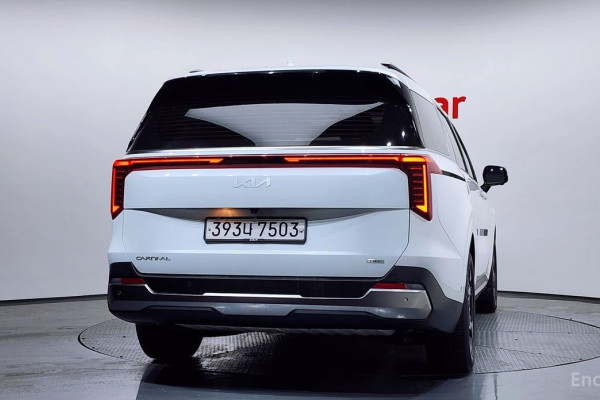 2024 Kia Carnival с пробегом 49 205 км